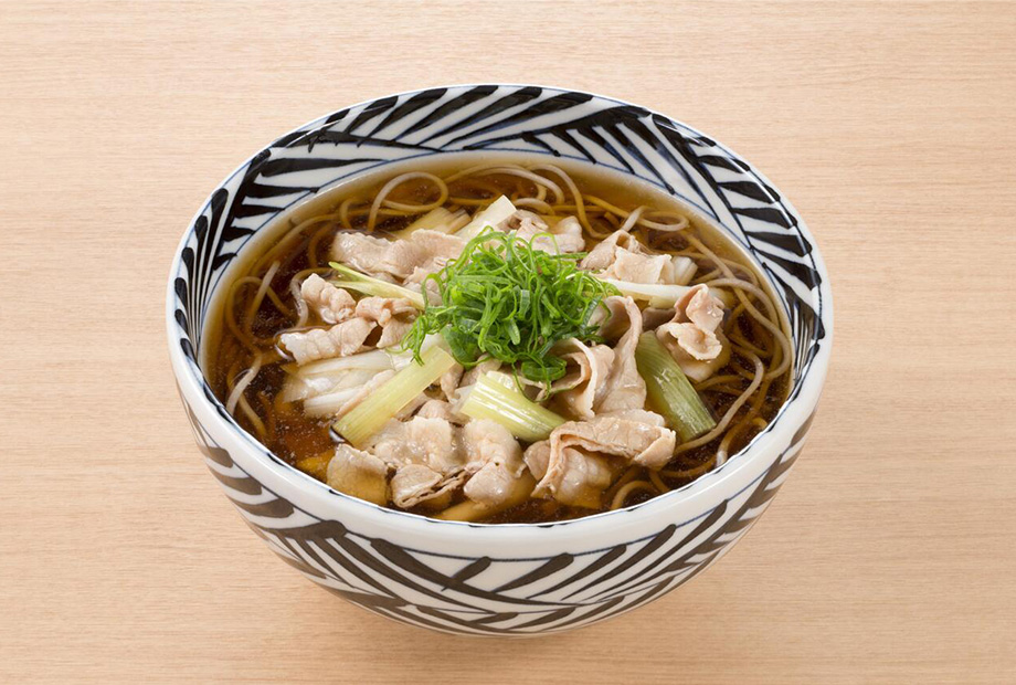 秋のおすすめメニュー 豚肉そば柚子胡椒風味