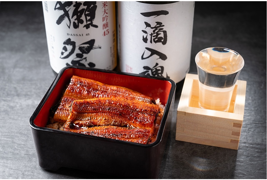 日本酒、さらに充実。うなぎで一杯。